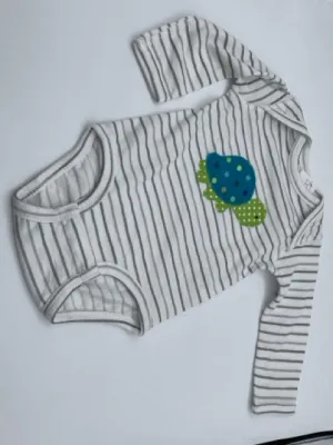 6M  Onesie - Striped Long Sleeve w/Applique